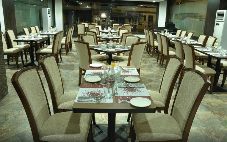 Grand Clarks Inn Badami Luaran gambar