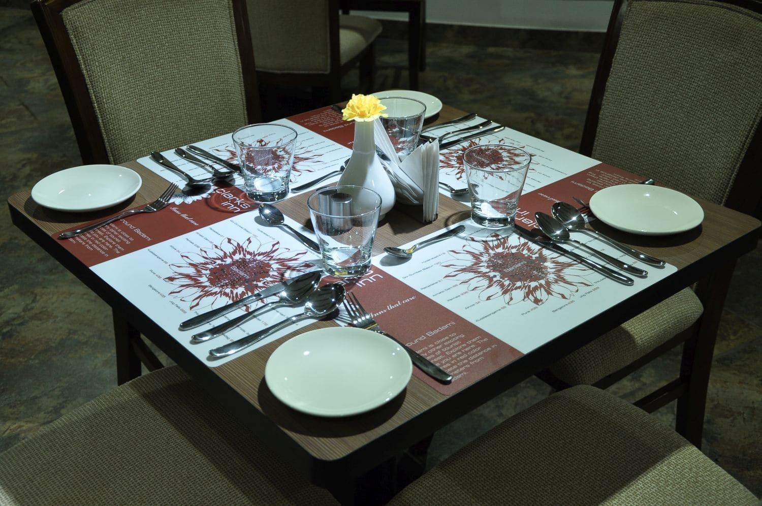 Grand Clarks Inn Badami Luaran gambar